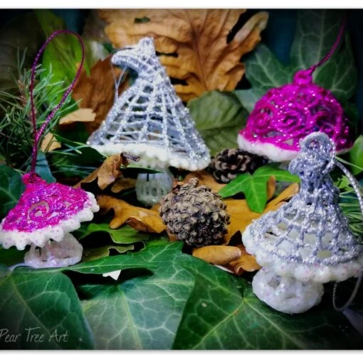 Pink Toadstool Christmas Decorations Set Of 3 5 Pink Toadstool Christmas Decorations Set Of 3 -Christmas Homeware & Accessories Shop featureditemlargei 1170