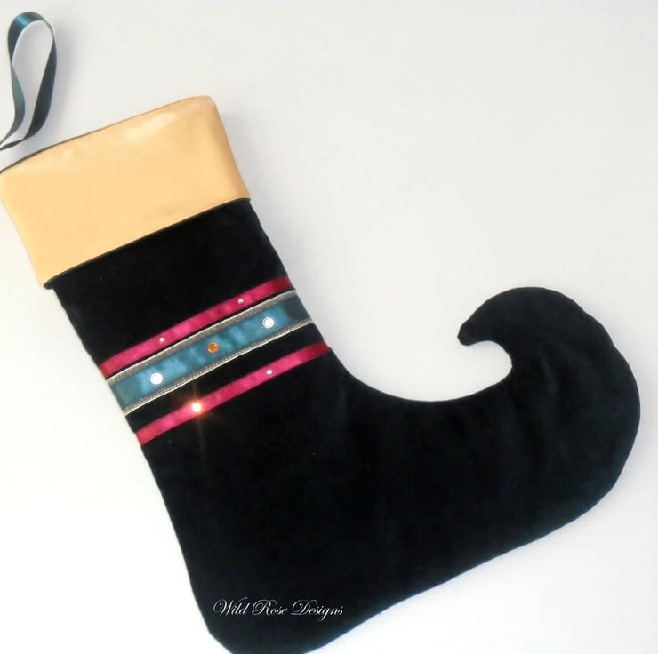 Christmas Stocking In Dark Green Velvet 2 Christmas Stocking In Dark Green Velvet - Image 2