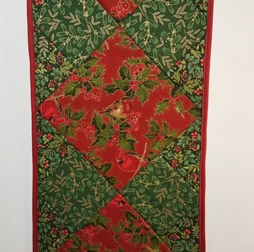 Christmas Table Runner,Cardinals And Robins -Christmas Homeware & Accessories Shop featureditemlargei 1252