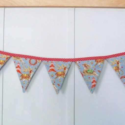 Christmas Bunting 11 Flags