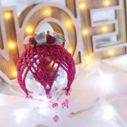 Silver And Dark Pink Crochet Lace Vintage Style Christmas Bauble, Z3