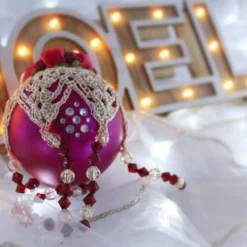 Wine And Champagne Crochet Lace Vintage Style Christmas Bauble, J3