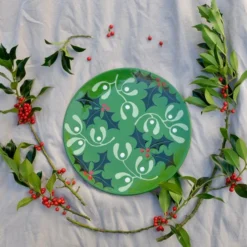 Christmas Holly And Mistletoe Platter -Christmas Homeware & Accessories Shop featureditemlargei 1346