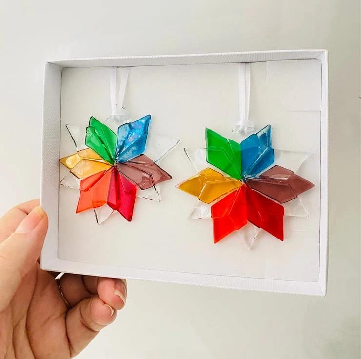 Rainbow Fused Glass Christmas Snowflakes -gift Set 1 Rainbow Fused Glass Christmas Snowflakes -gift Set