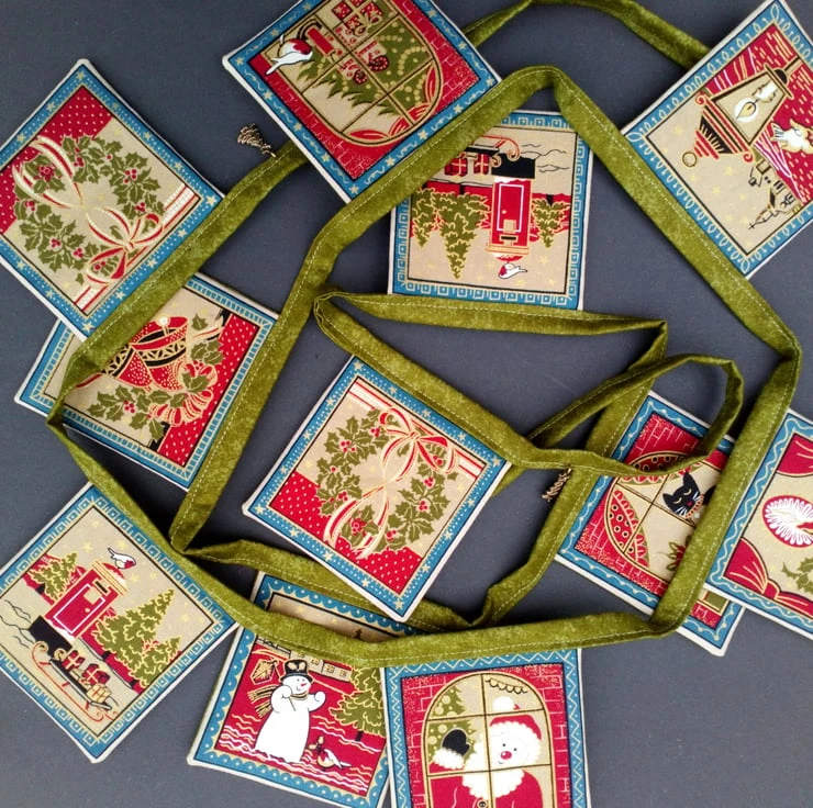 Christmas Bunting 12E 2 Christmas Bunting 12E - Image 2