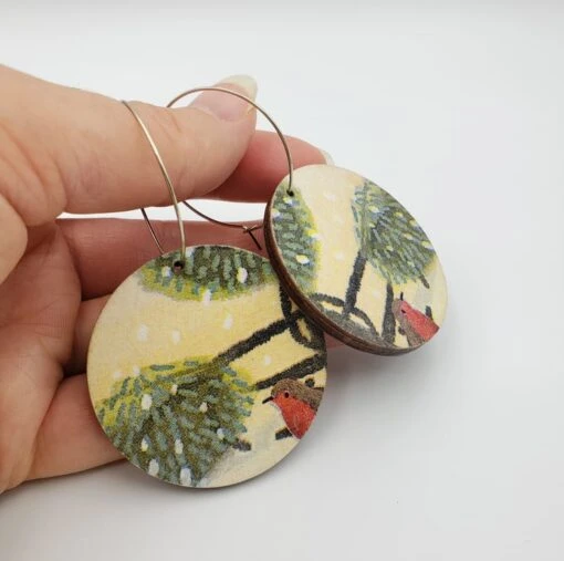 Medium Christmas Red Robin Wooden Dangly Earrings -Christmas Homeware & Accessories Shop featureditemlargei 1632