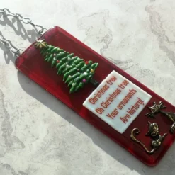 Handmade Fused Glass 3D Christmas Cat Hanging Picture Decoration - Festive Decor -Christmas Homeware & Accessories Shop featureditemlargei 1690