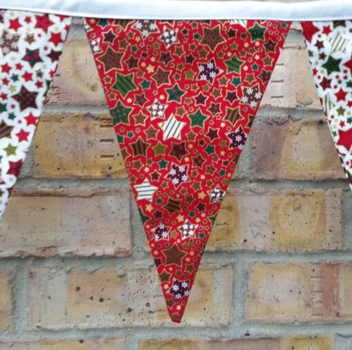 Bunting In Christmas Stars Fabric. Free Uk Delivery. -Christmas Homeware & Accessories Shop featureditemlargei 1757