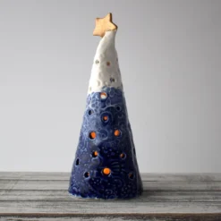 A303 Ceramic Christmas Tree Tea Light Holder (UK Postage Free)