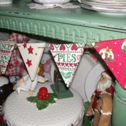 Handcrafted Wooden Christmas Bunting Made With Emma Bridgewater Design Xmas Gift -Christmas Homeware & Accessories Shop featureditemlargei 1777