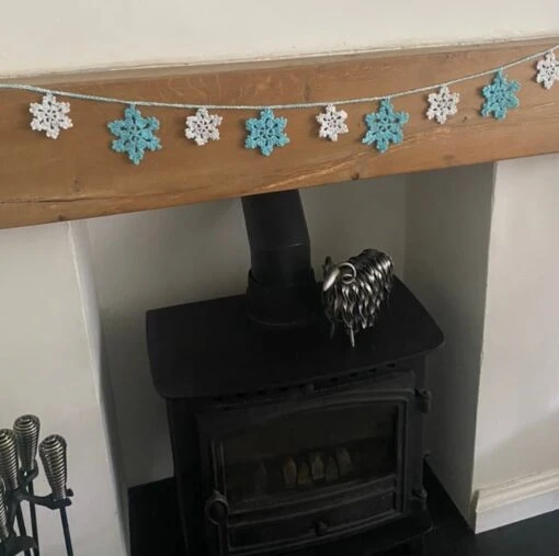 Christmas Snowflake Bunting Garland