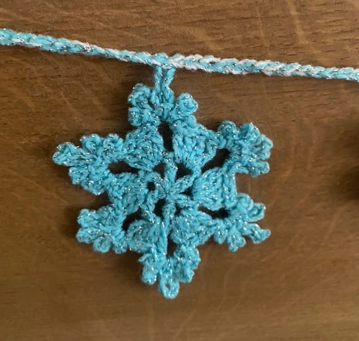 Christmas Snowflake Bunting Garland 3 Christmas Snowflake Bunting Garland - Image 3