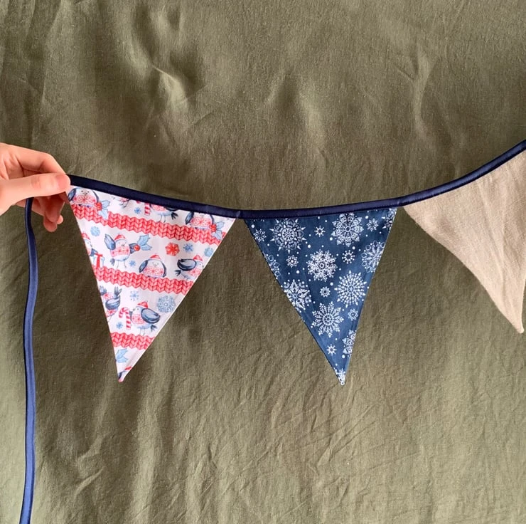 Large Christmas Bunting With Robins 2 Large Christmas Bunting With Robins - Image 2