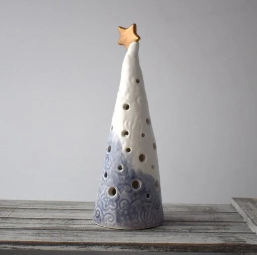 A299 Ceramic Christmas Tree Tea Light Holder (UK Postage Free)