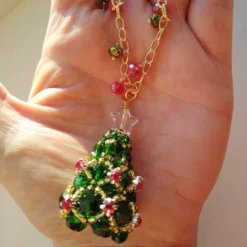 Green Crystal Christmas Tree Gold Plate Chain Necklace 18 Inch