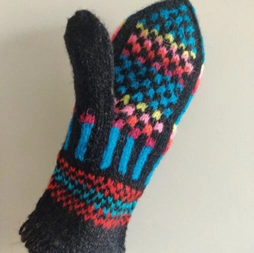 Hand Knit Wool Mittens Black Blue Red Pink Traditional Fairisle Nordic Christmas -Christmas Homeware & Accessories Shop featureditemlargei 2016