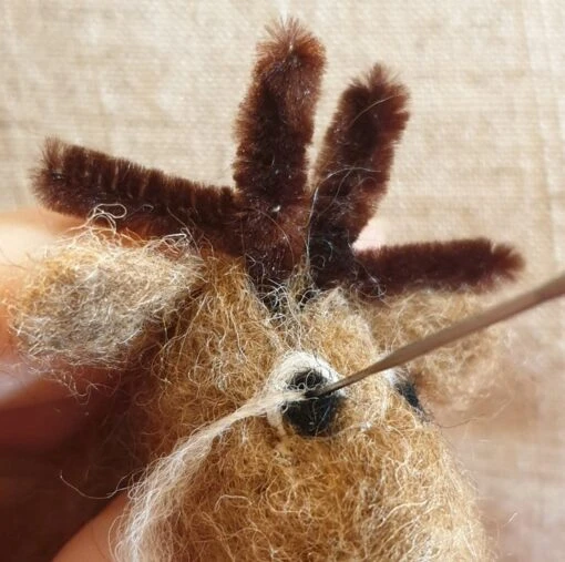 Kit - Reindeer Christmas Clinger Needlefelt -Christmas Homeware & Accessories Shop featureditemlargei 2068