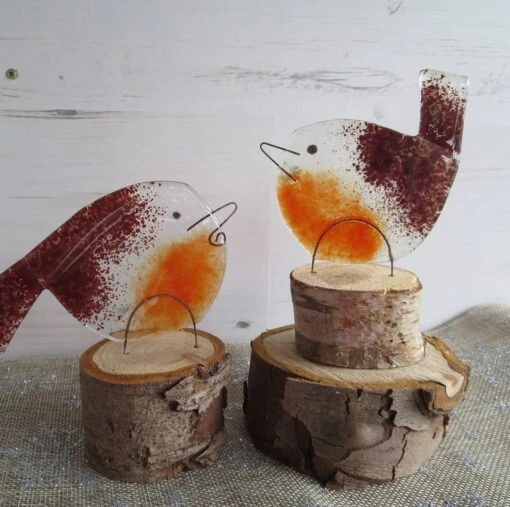 Robin On Log 'Down Tail' Type - Fused Glass Christmas - Windowsill Decoration -Christmas Homeware & Accessories Shop featureditemlargei 2206