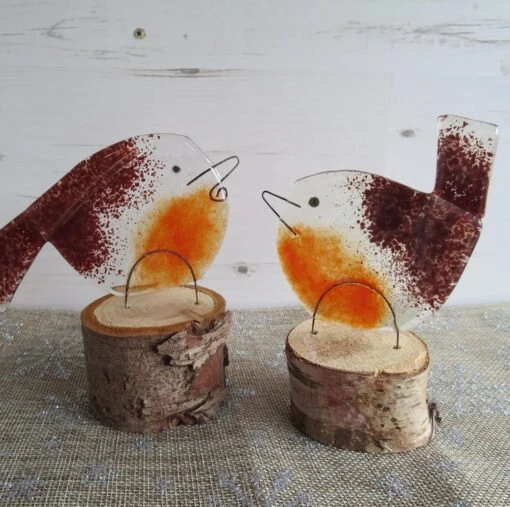 Robin On Log 'Down Tail' Type - Fused Glass Christmas - Windowsill Decoration -Christmas Homeware & Accessories Shop featureditemlargei 2207