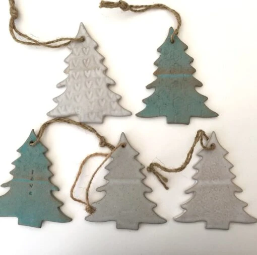 Ceramic Tree Hanger, Ceramic Tree, Christmas Tree Hanger, Christmas Decoration -Christmas Homeware & Accessories Shop featureditemlargei 2314