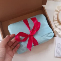 Christmas Robin Embroidery Kit, Full Kit -Christmas Homeware & Accessories Shop featureditemlargei 2387