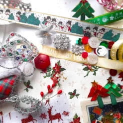 Slow Stitching Kit - Christmas Theme. Fabric Remnants, Fabric Bundle -Christmas Homeware & Accessories Shop featureditemlargei 2424