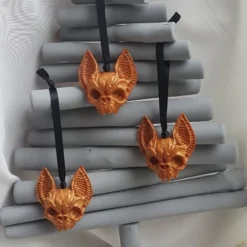 Scary Christmas - Vampire Bat Skull Hanging Decorations - Gold Tones. 13 Scary Christmas - Vampire Bat Skull Hanging Decorations - Gold Tones. -Christmas Homeware & Accessories Shop featureditemlargei 319