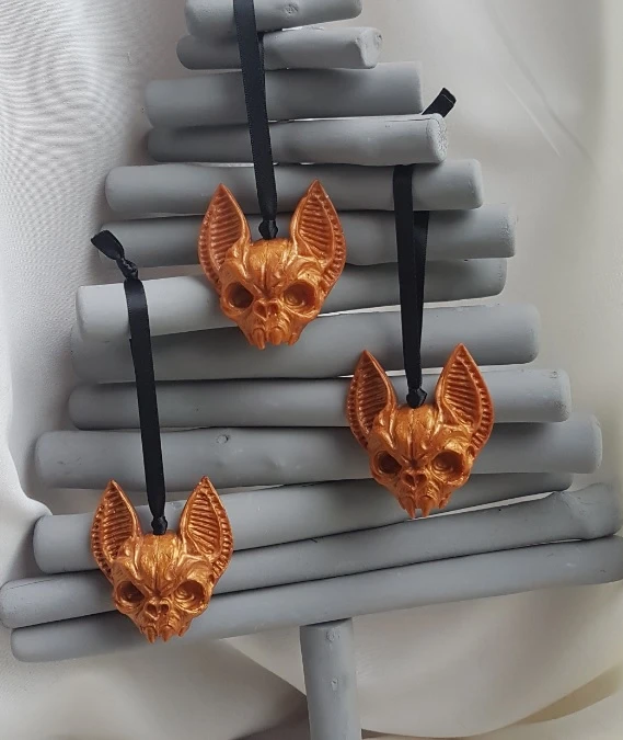 Scary Christmas - Vampire Bat Skull Hanging Decorations - Gold Tones. 4 Scary Christmas - Vampire Bat Skull Hanging Decorations - Gold Tones. - Image 4