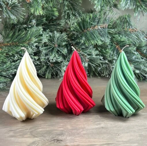 Christmas Tree Candle - Festive Xmas Tree Candle - Red Christmas Soy Candle Gift -Christmas Homeware & Accessories Shop featureditemlargei 391