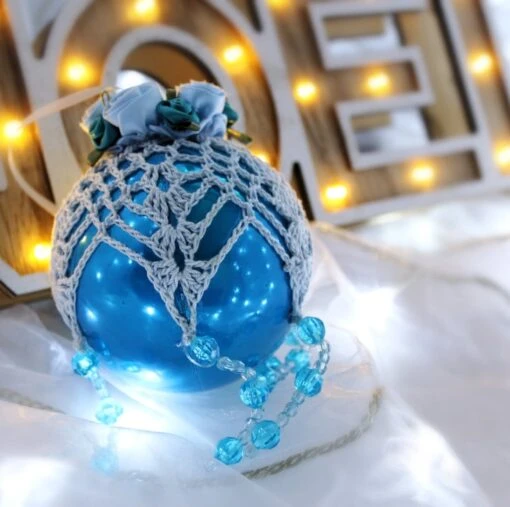 Turquoise And Pale Blue Crochet Lace Vintage Style Christmas Bauble, I3