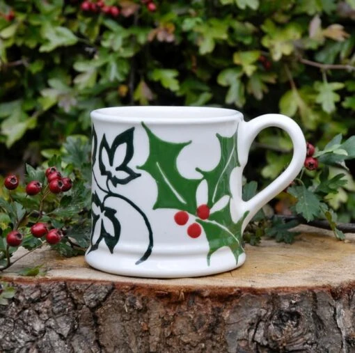 Christmas Holly And Ivy Country Mug - Hand Painted 8 Christmas Holly And Ivy Country Mug - Hand Painted -Christmas Homeware & Accessories Shop featureditemlargei 414