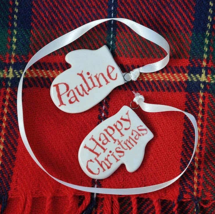 Christmas White Mittens - Hand Made 2 Christmas White Mittens - Hand Made - Image 2