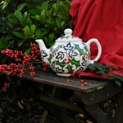 Christmas Holly And Ivy Teapot - Hand Painted -Christmas Homeware & Accessories Shop featureditemlargei 65