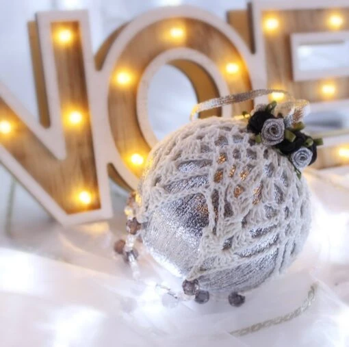 Silver And White Crochet Lace Vintage Style Christmas Bauble, J4 12 Silver And White Crochet Lace Vintage Style Christmas Bauble, J4 -Christmas Homeware & Accessories Shop featureditemlargei 768