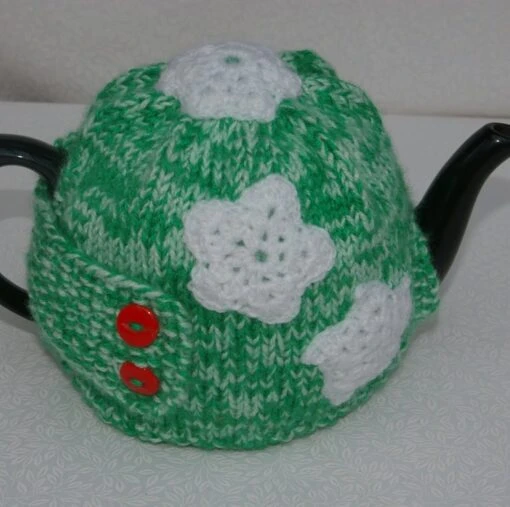 Christmas Teapot Cosy With Snowflakes -Christmas Homeware & Accessories Shop featureditemlargei 958