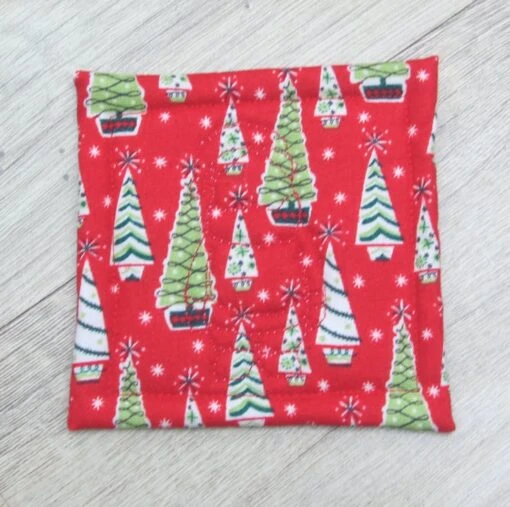 Coasters -Set Of Four Quilted Christmas Coasters. -Christmas Homeware & Accessories Shop featureditemlargei 978